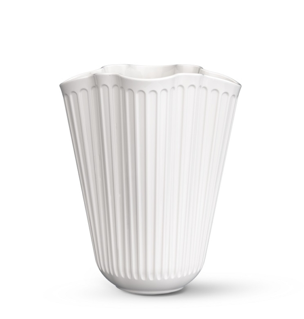 Hammershøi UNFOLD VASE von Kähler - Vorderansicht - weisse Keramik -