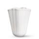 Hammershøi UNFOLD VASE von Kähler - Vorderansicht - weisse Keramik -