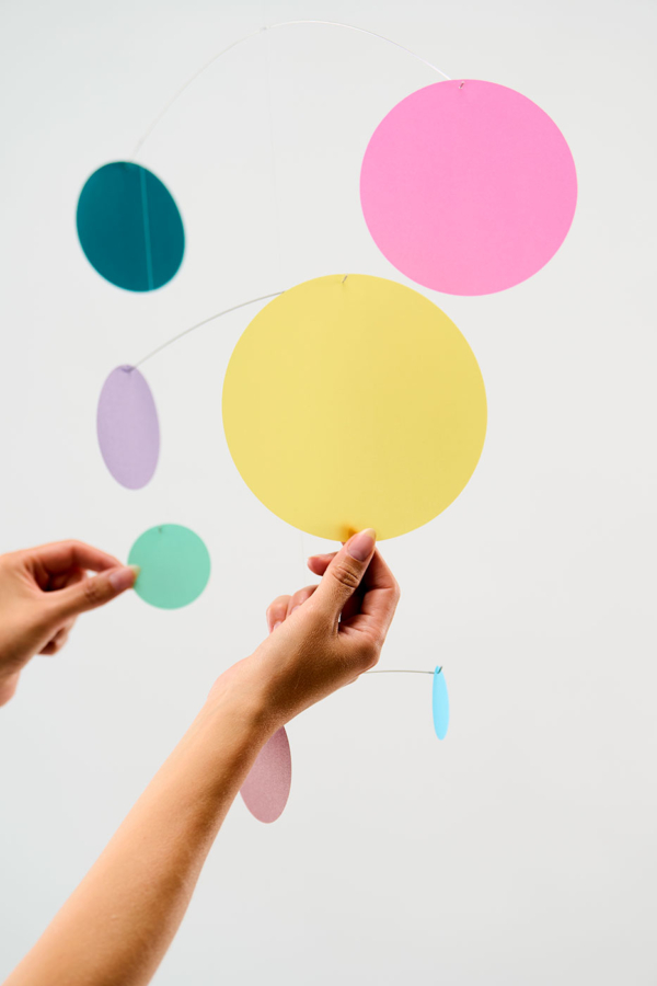 Flensted Mobiles CONFETTI Mobile bunt – Bild 7